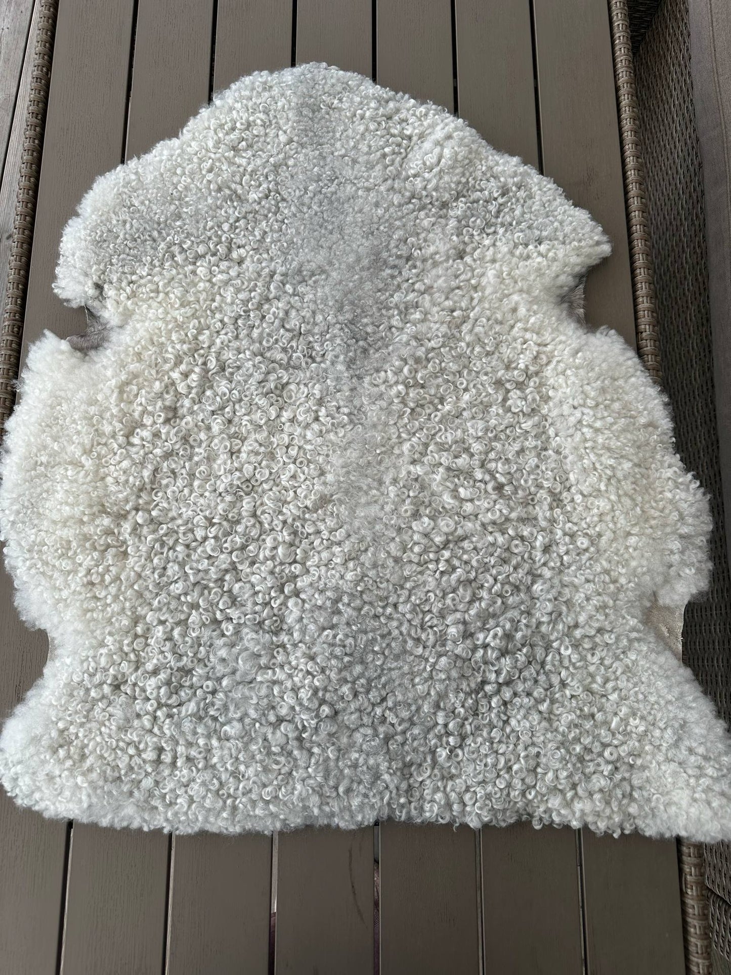 Fårskinnsfäll