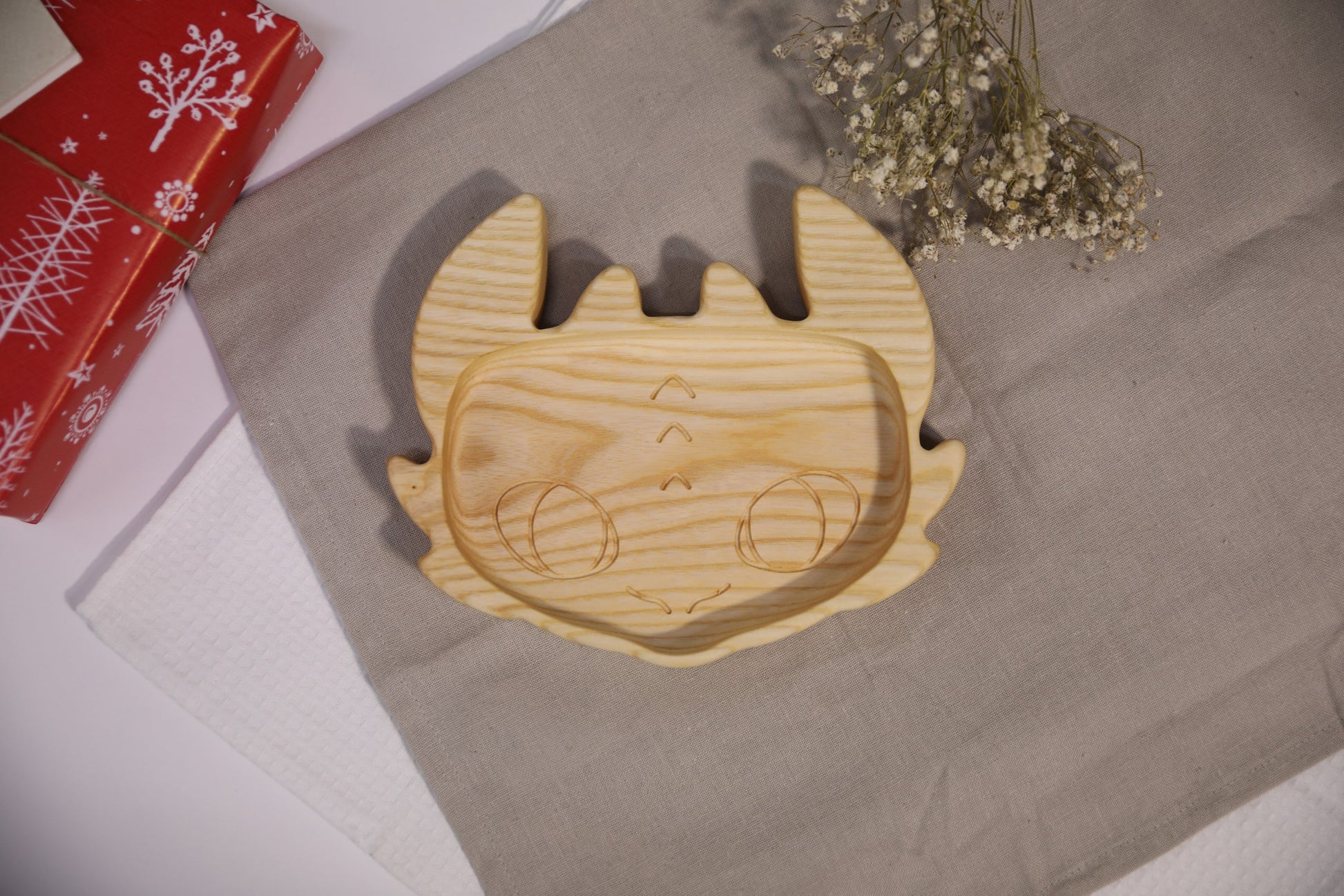Wooden Plate For Kids - Toothless